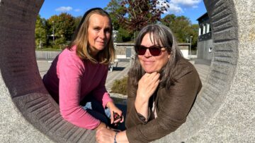 Marie Unéus Vänerfors och Charlotte Georén Sprung arbetar systematiskt med att stärka elevers läsutveckling. 